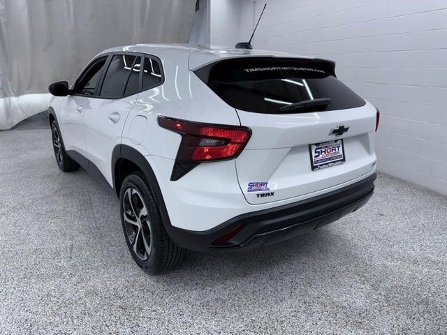 used 2024 Chevrolet Trax car, priced at $22,512