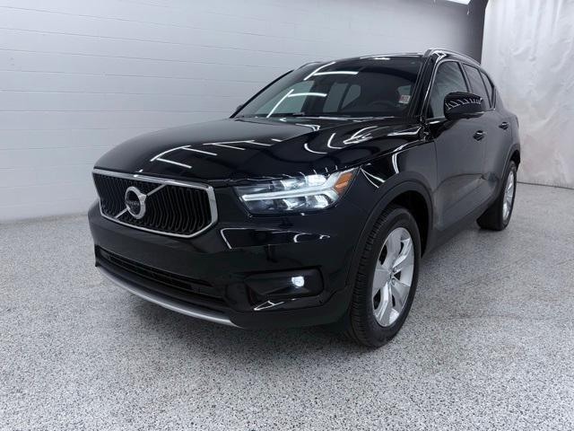 used 2022 Volvo XC40 car, priced at $20,700