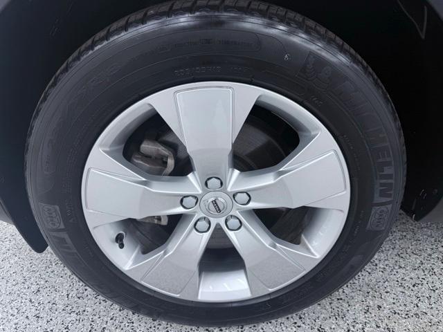 used 2022 Volvo XC40 car, priced at $20,700