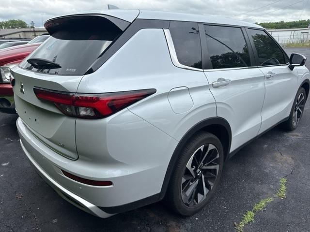 used 2022 Mitsubishi Outlander car, priced at $25,030