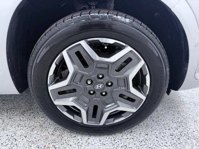 used 2021 Hyundai Santa Fe car, priced at $24,600