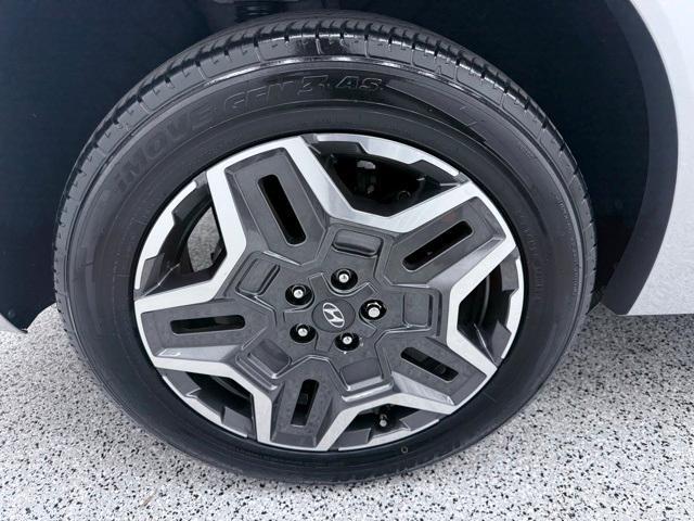 used 2021 Hyundai Santa Fe car, priced at $24,600