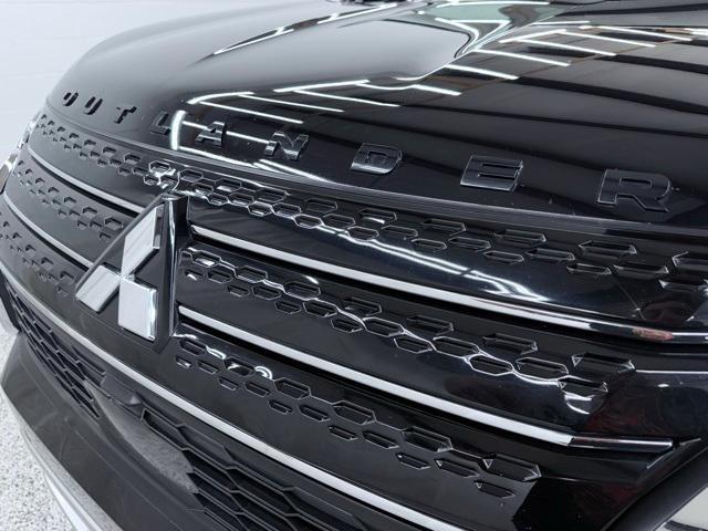 used 2022 Mitsubishi Outlander car, priced at $20,700