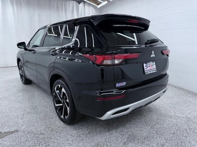 used 2022 Mitsubishi Outlander car, priced at $20,700