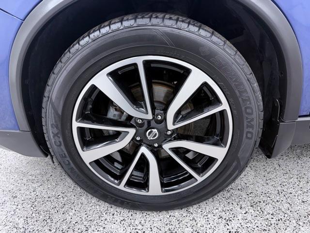 used 2019 Nissan Rogue car, priced at $19,700