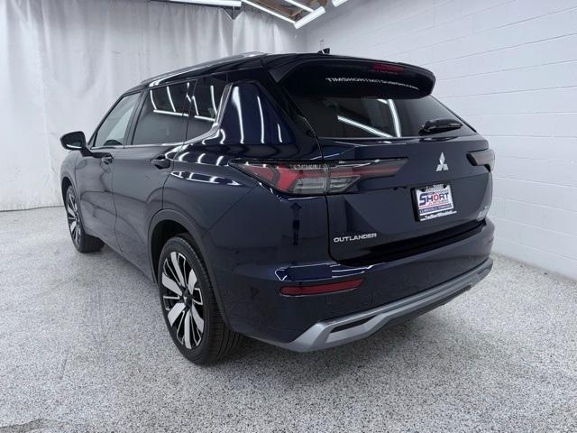 new 2025 Mitsubishi Outlander car, priced at $36,815