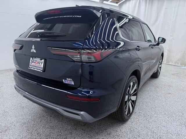 new 2025 Mitsubishi Outlander car, priced at $36,815