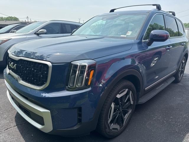 used 2024 Kia Telluride car