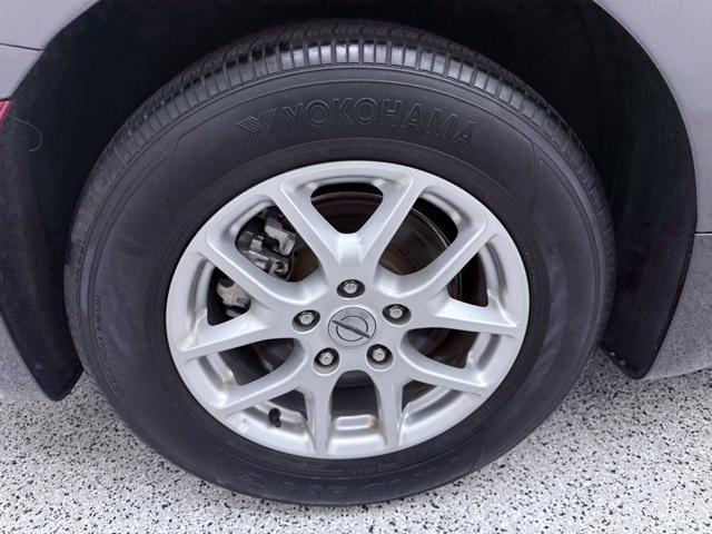 used 2021 Chrysler Pacifica car, priced at $23,100