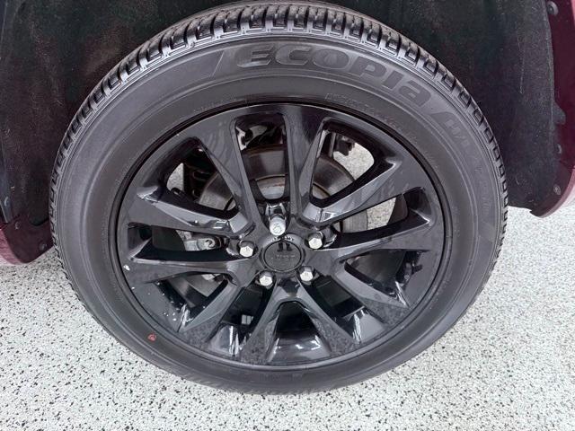 used 2022 Jeep Grand Cherokee WK car, priced at $28,104