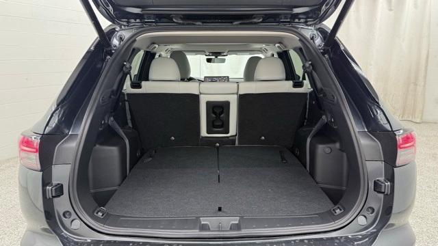 new 2025 Mitsubishi Outlander car, priced at $37,179