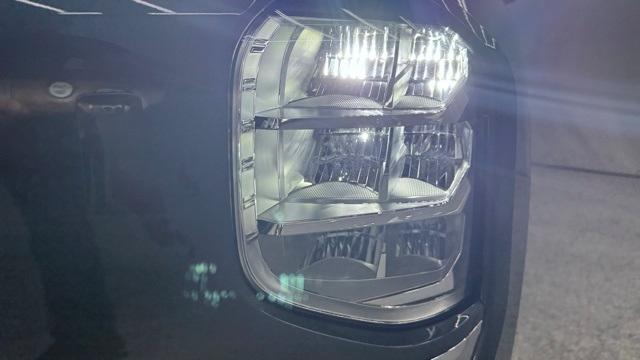 new 2025 Mitsubishi Outlander car, priced at $37,179