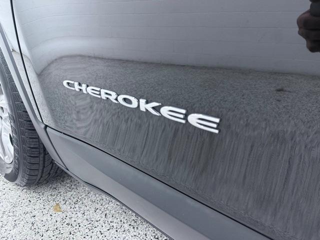 used 2020 Jeep Cherokee car, priced at $16,700