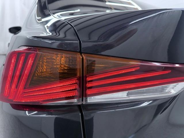 used 2018 Lexus IS 300 car, priced at $23,006