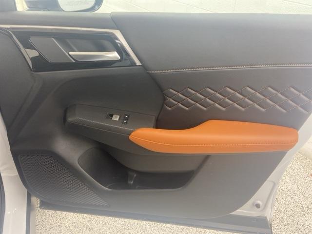 used 2024 Mitsubishi Outlander car, priced at $31,500