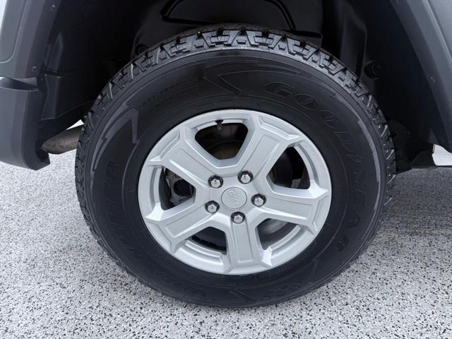 used 2020 Jeep Wrangler Unlimited car, priced at $24,751