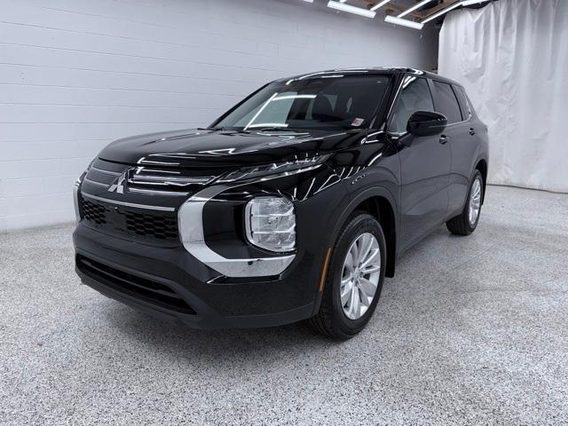 new 2025 Mitsubishi Outlander car, priced at $32,825