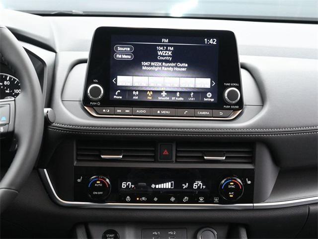 new 2025 Nissan Rogue car, priced at $31,246
