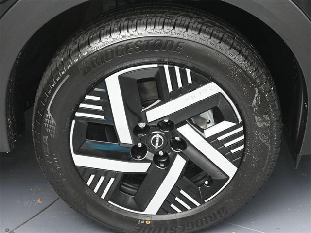 new 2025 Nissan Kicks car, priced at $24,766