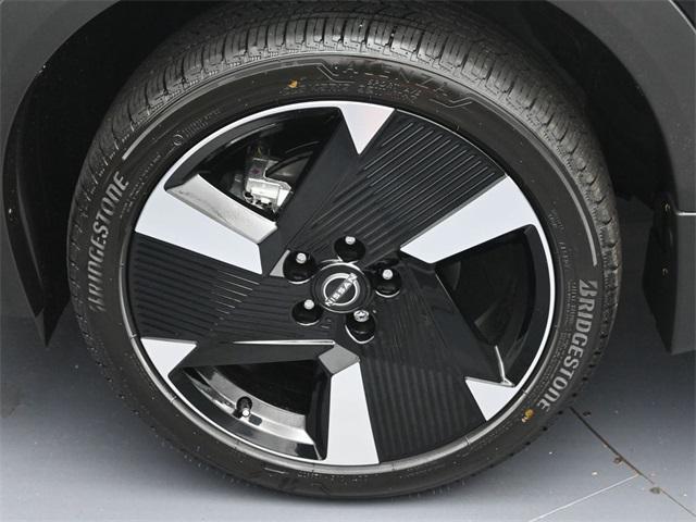 new 2026 Nissan Kicks car, priced at $26,642