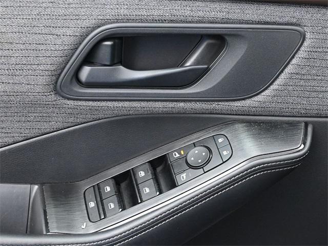 used 2022 Nissan Rogue car, priced at $25,113