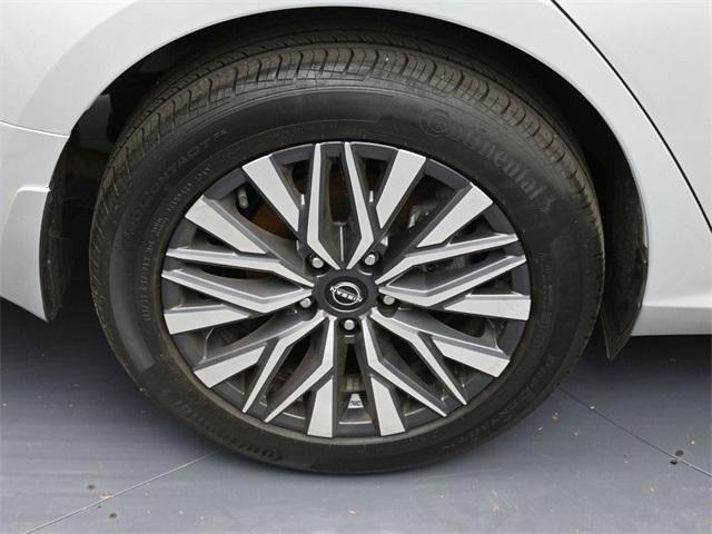 used 2023 Nissan Altima car, priced at $23,407