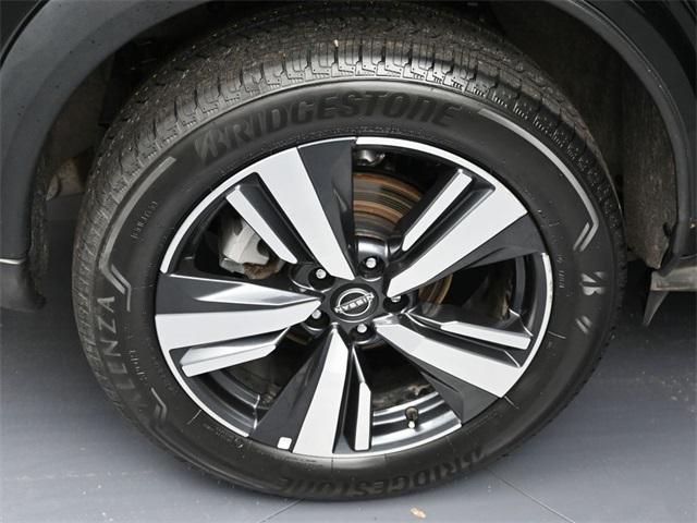 used 2023 Nissan Rogue car, priced at $26,572