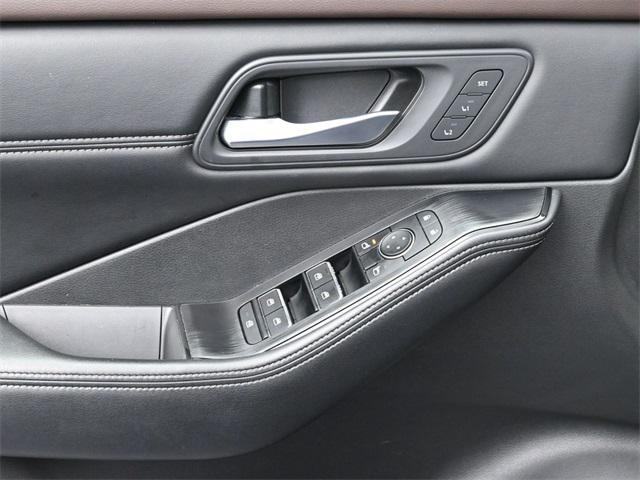 used 2023 Nissan Rogue car, priced at $26,572