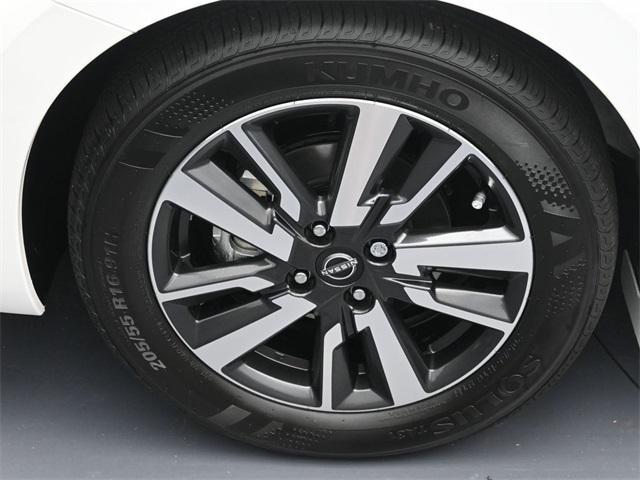 new 2025 Nissan Versa car, priced at $21,194