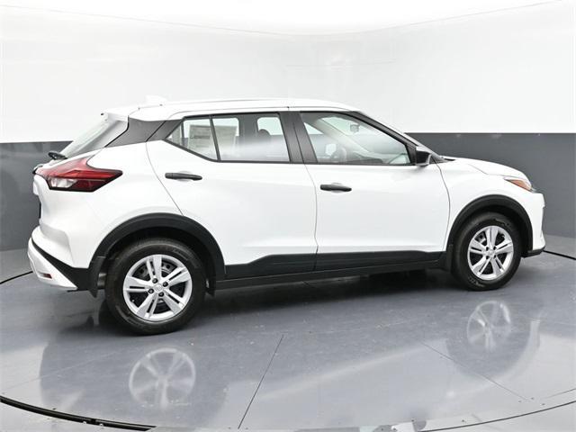 new 2025 Nissan Kicks car, priced at $23,071