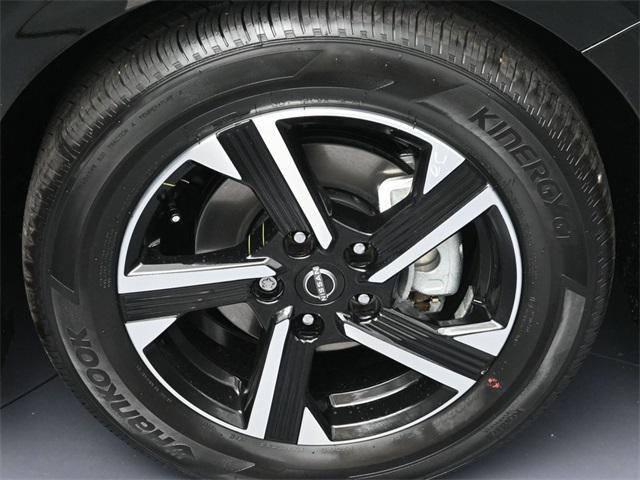 new 2025 Nissan Sentra car, priced at $23,566
