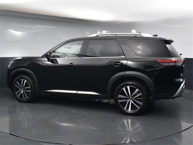new 2025 Nissan Pathfinder car, priced at $52,655