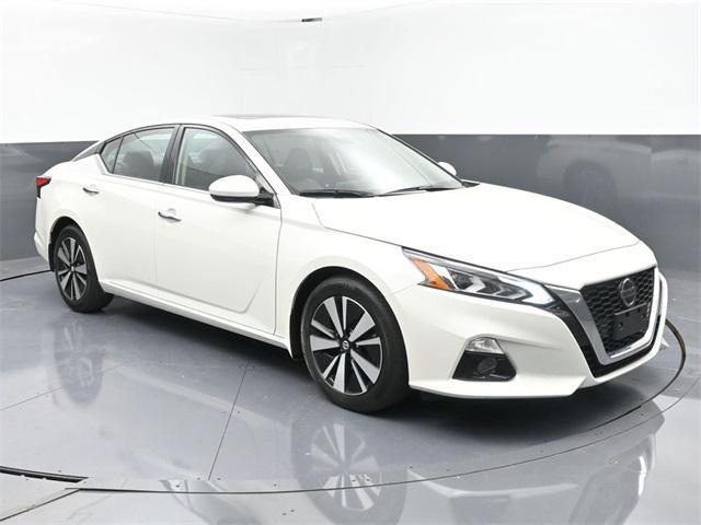 used 2022 Nissan Altima car, priced at $26,289
