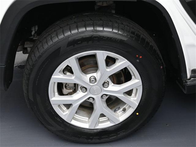 used 2023 Jeep Grand Cherokee car, priced at $30,173