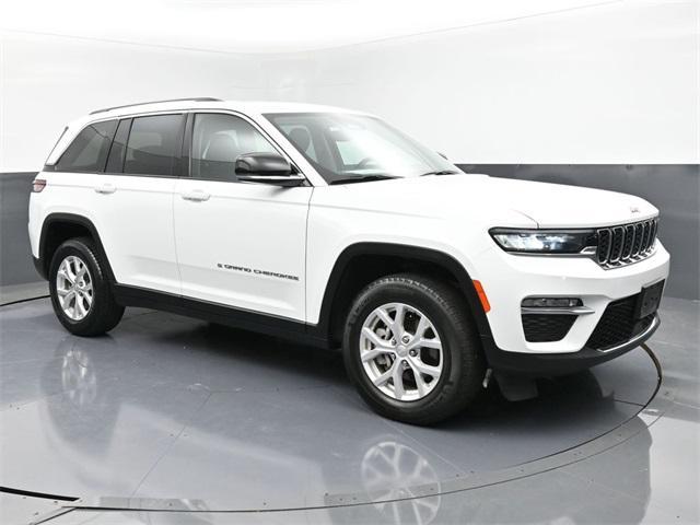used 2023 Jeep Grand Cherokee car, priced at $30,173