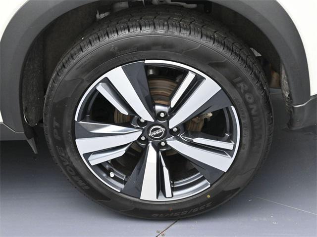 used 2023 Nissan Rogue car, priced at $24,426