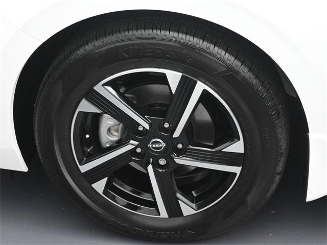 new 2025 Nissan Sentra car, priced at $21,052