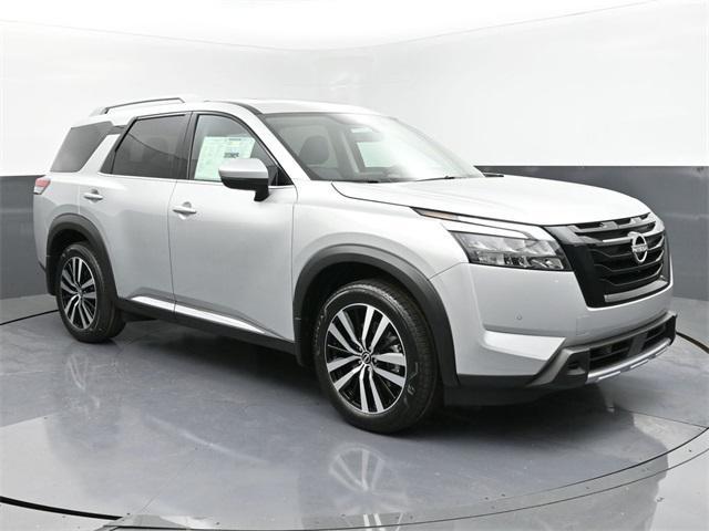new 2025 Nissan Pathfinder car, priced at $53,175