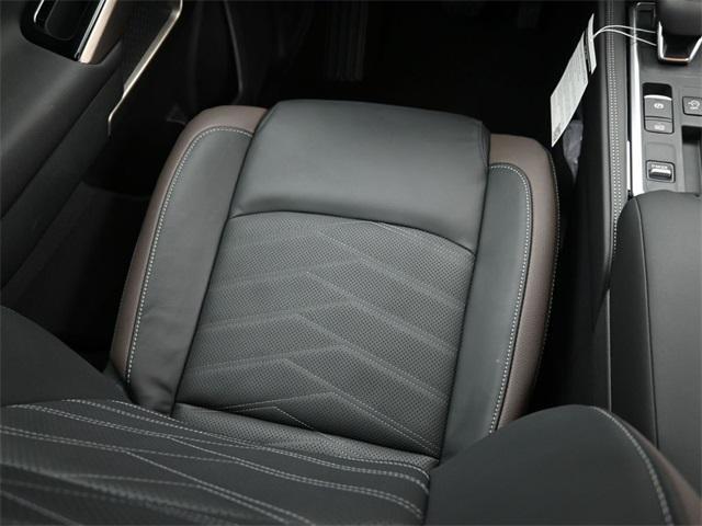 new 2025 Nissan Pathfinder car, priced at $53,175