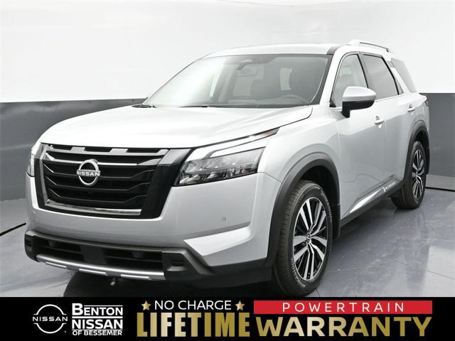 new 2025 Nissan Pathfinder car, priced at $53,175