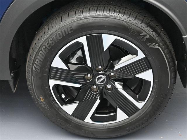 new 2025 Nissan Kicks car, priced at $25,231