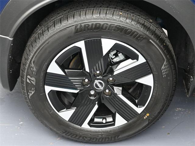 new 2025 Nissan Kicks car, priced at $25,231