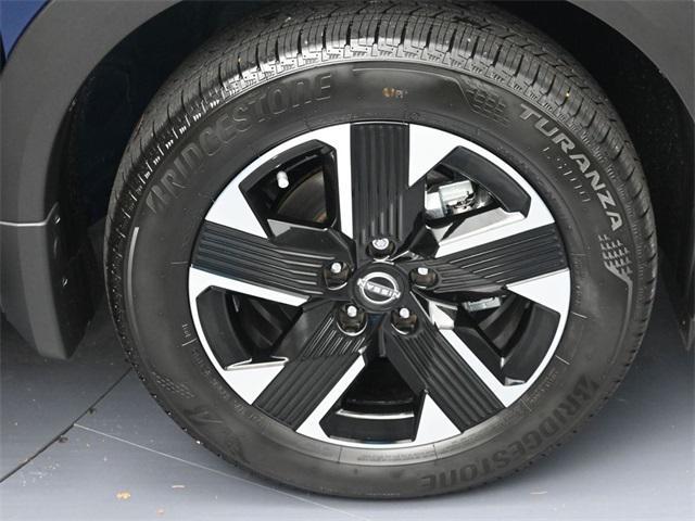 new 2025 Nissan Kicks car, priced at $25,231