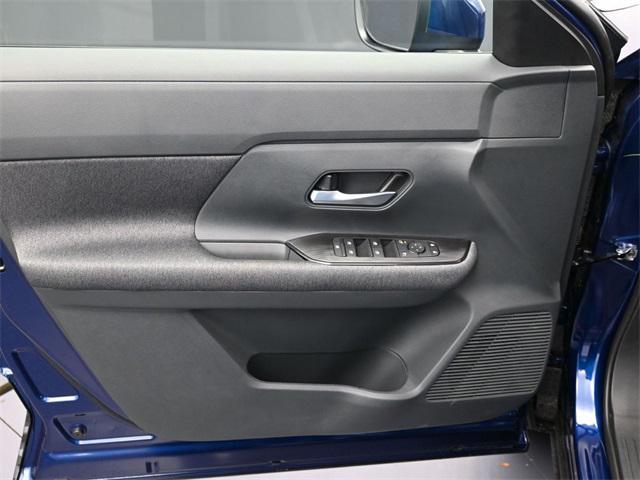 new 2025 Nissan Kicks car, priced at $25,231