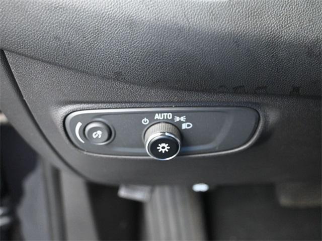 used 2022 Chevrolet Equinox car, priced at $21,987