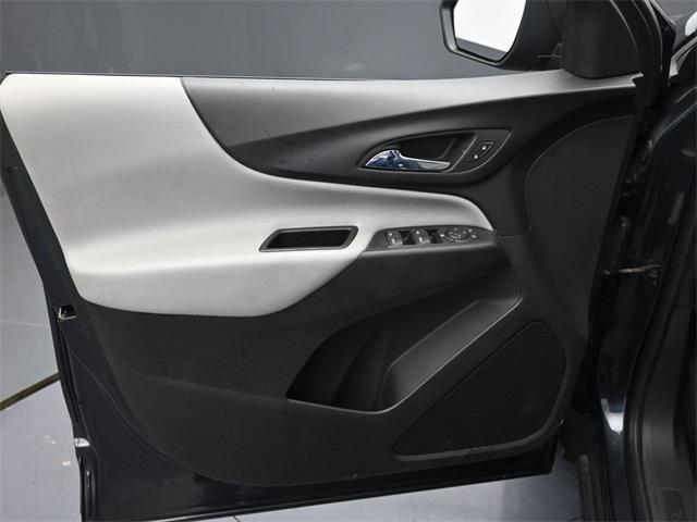 used 2022 Chevrolet Equinox car, priced at $21,987