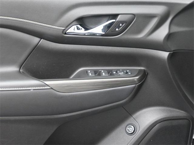 used 2023 GMC Acadia car, priced at $26,419