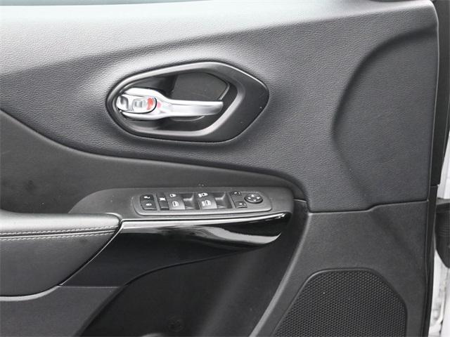 used 2023 Jeep Cherokee car, priced at $19,957