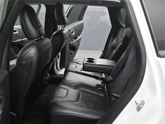 used 2023 Jeep Cherokee car, priced at $19,957