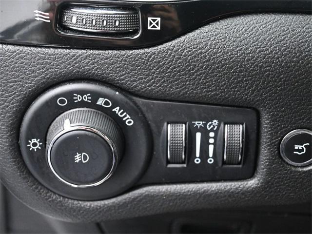 used 2023 Jeep Cherokee car, priced at $19,957